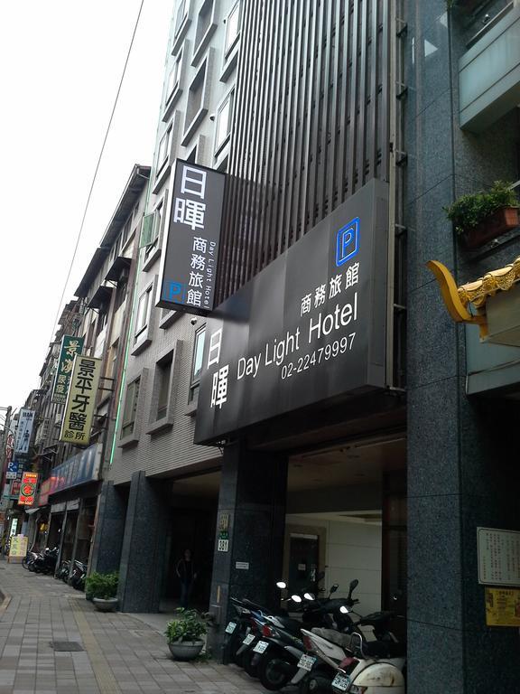 Daylight Hotel Zhonghe  Exteriör bild